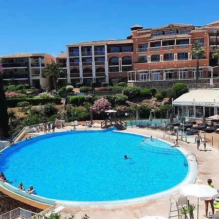 Huuummm C'est Là ! Beau T2 Cap Estèrel Village Avec Clim ! *